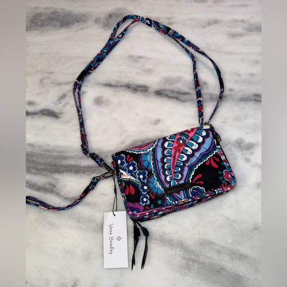 Vera Bradley Handbags - NWT Vera Bradley All in One Wristlet, Purse, Wallet crossbody